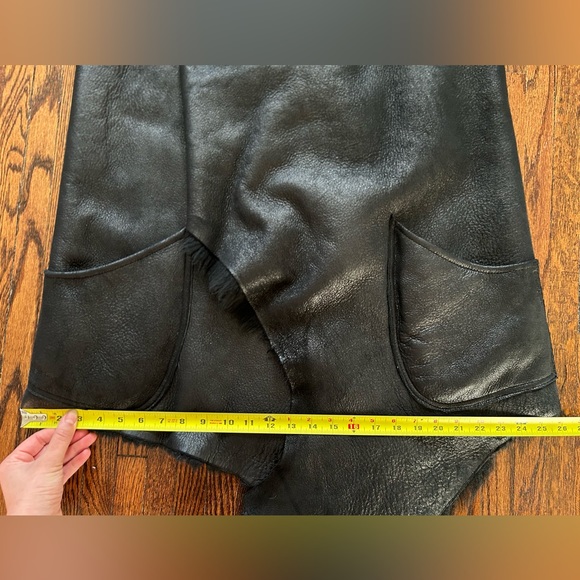 Therma Kota LINDY Reversible Shearling Vest - Picture 14 of 17